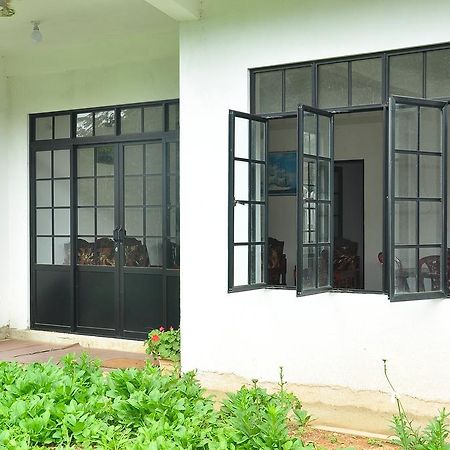 Hotel Akiko Rest à Nuwara Eliya Extérieur photo