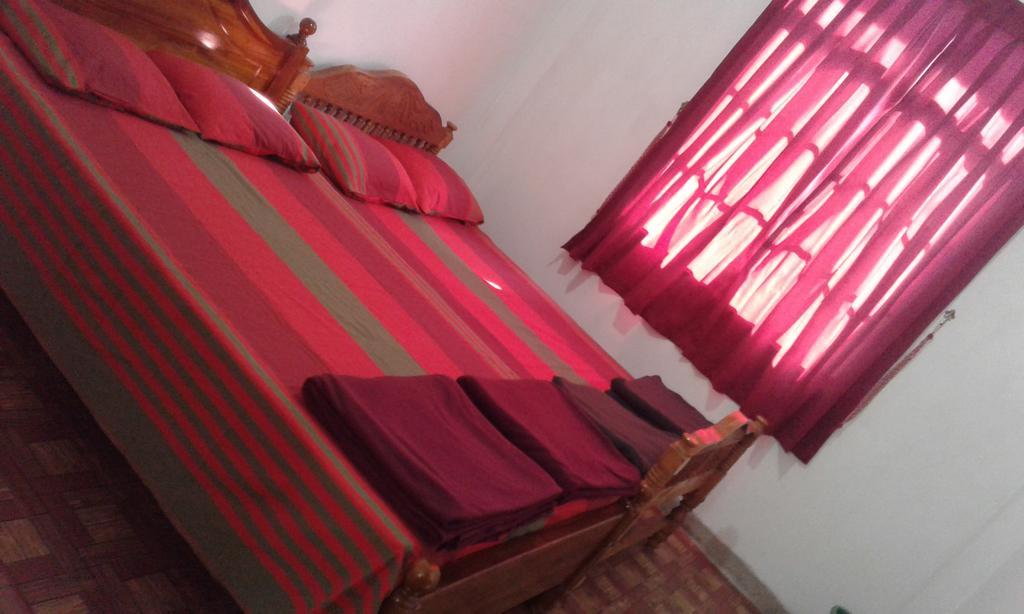 Hotel Akiko Rest à Nuwara Eliya Extérieur photo