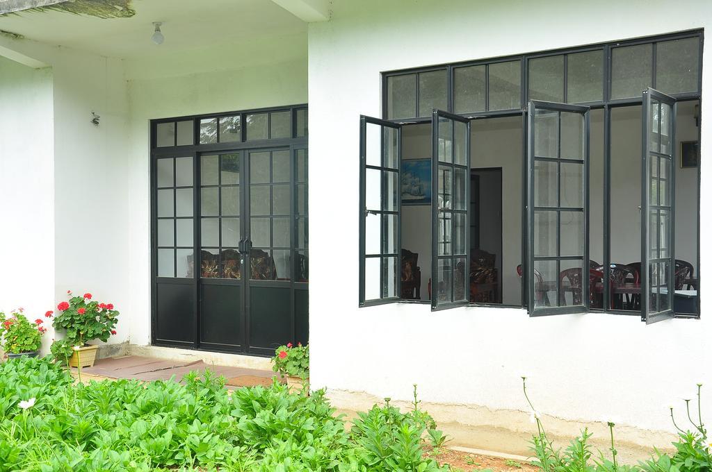 Hotel Akiko Rest à Nuwara Eliya Extérieur photo