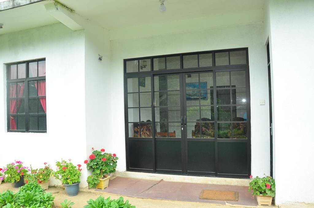 Hotel Akiko Rest à Nuwara Eliya Extérieur photo