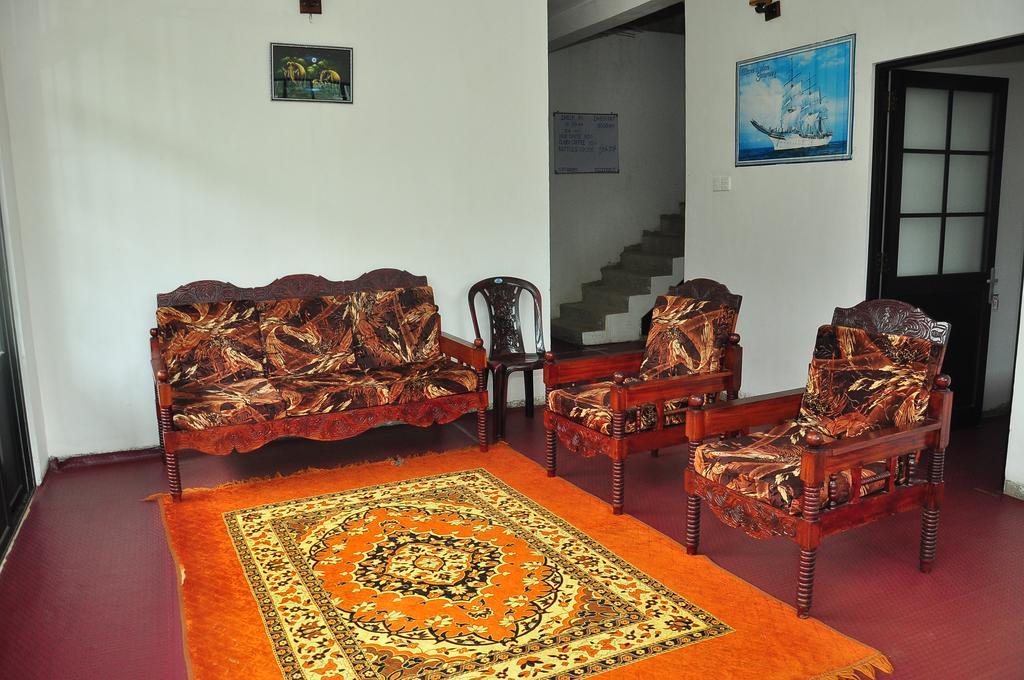 Hotel Akiko Rest à Nuwara Eliya Extérieur photo